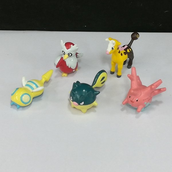 mL564a [箱なし] TOMY ポケモン モンコレ サニーゴ キリンリキ 