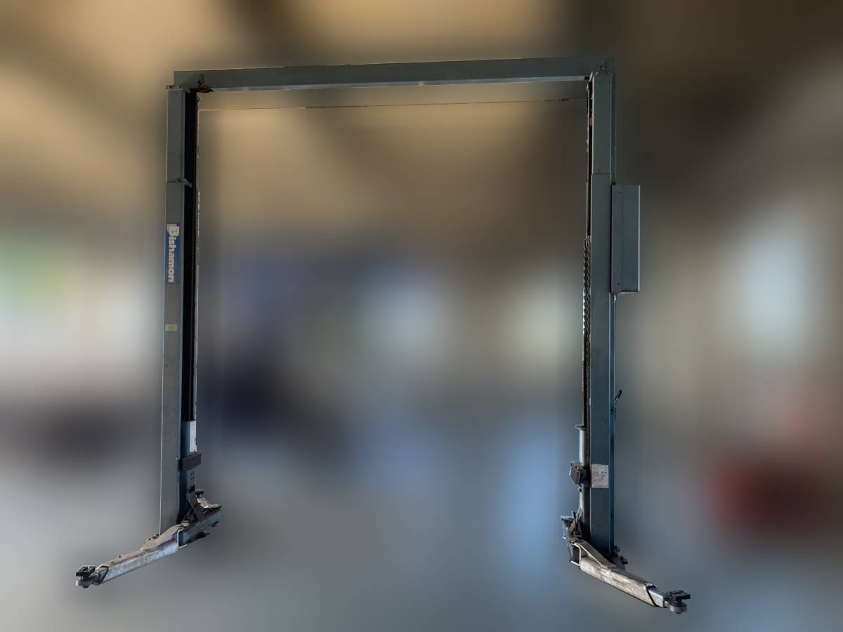 8340 中古 門型リフト スギヤス ビシャモン WNSA30N 能力3ton チェーン 電動 ワイド アーム 二柱 2柱 バンザイ イヤサカ 自動車整備工具