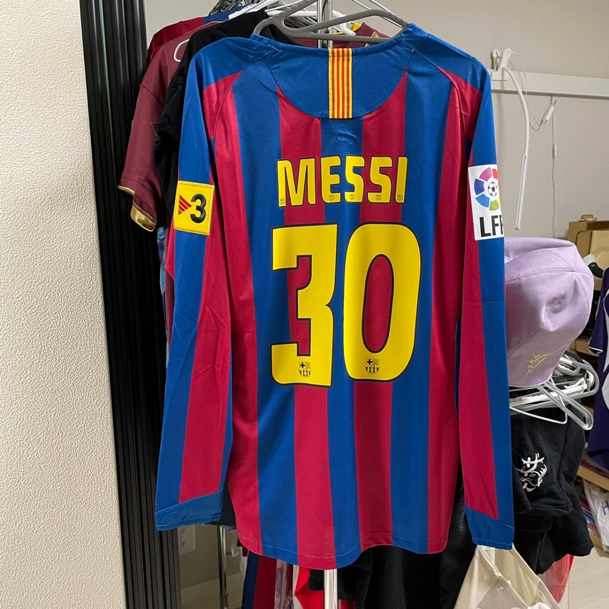 リオネル・メッシ　バルセロナ　長袖　ユニフォーム　マンチェスター・ユナイテッド　パリ　　ロナウド　ロナウジーニョ　アルゼンチン