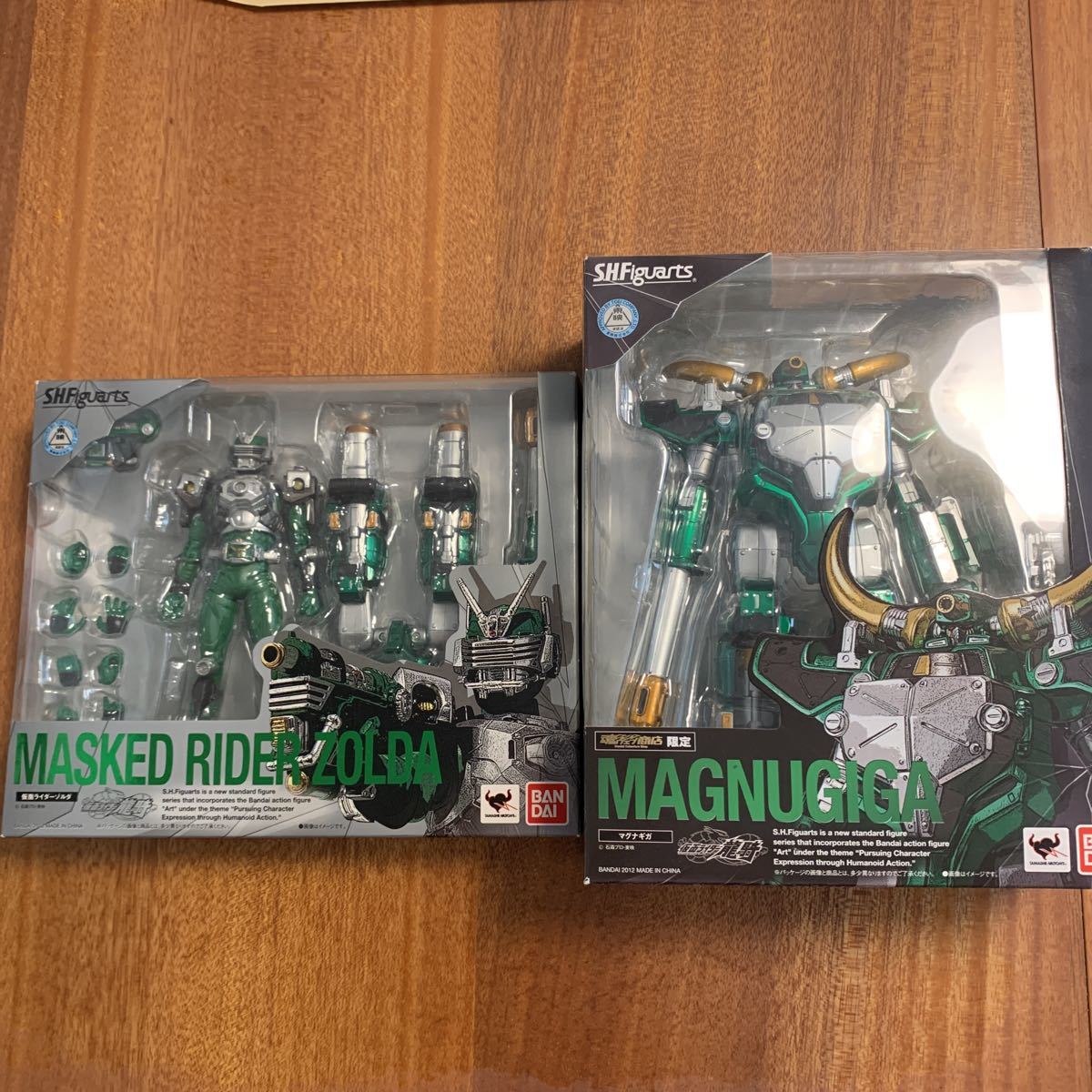 S.H.フィギュアーツ 仮面ライダーゾルダ マグナギガ 開封品中古
