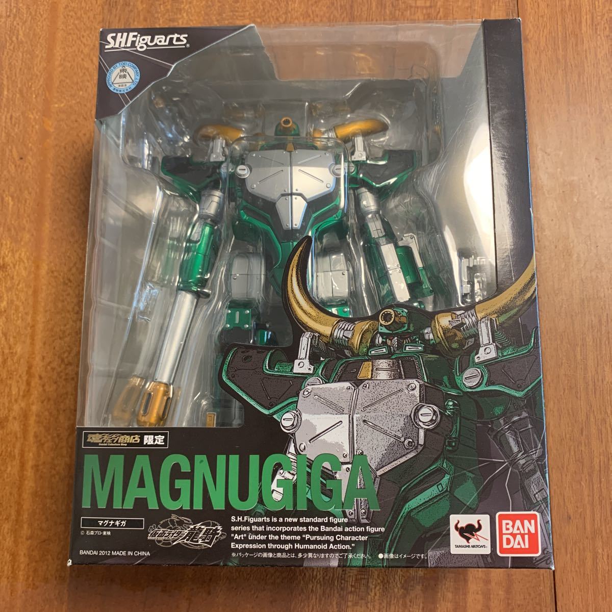 S.H.フィギュアーツ 仮面ライダーゾルダ マグナギガ 開封品中古