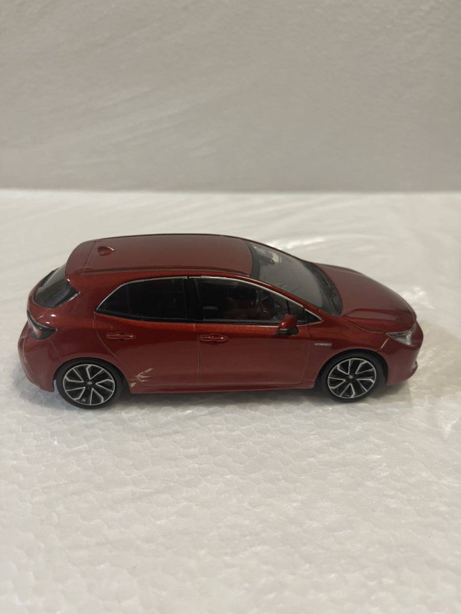 1/30 トヨタ 新型カローラスポーツ COROLLA SPORT 非売品 カラー