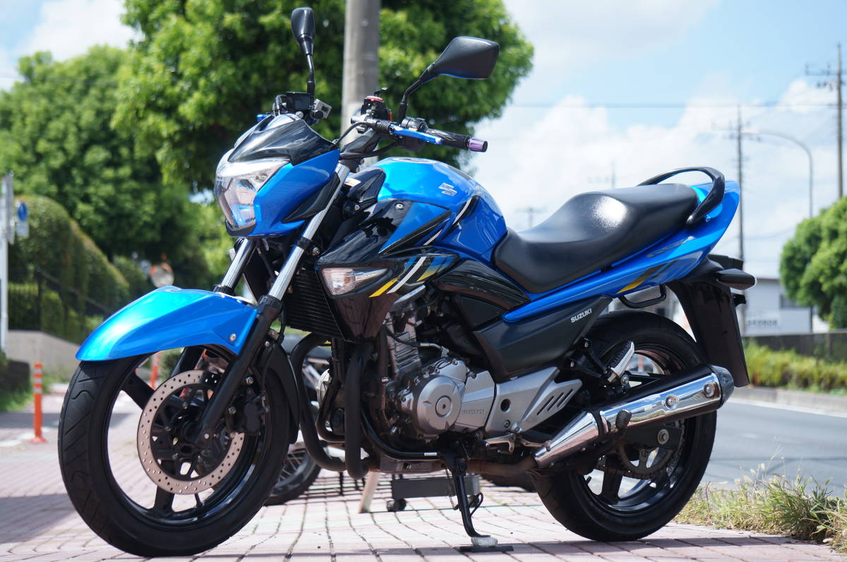 スズキ GSR250 - | 250ccとは思えないサイズ感 中古・新車バイクの 