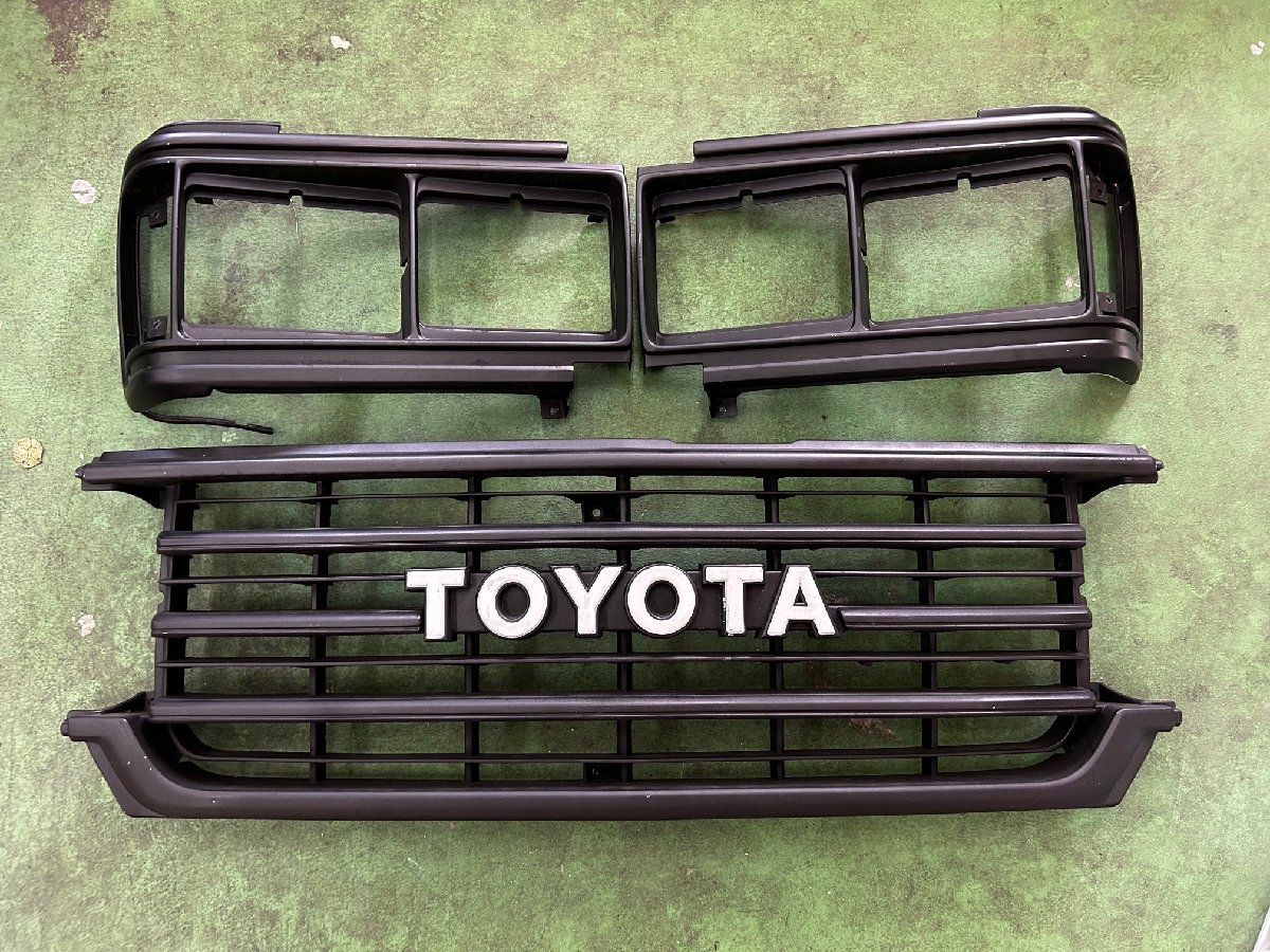 60系 ランクル60 後期 角目四灯 グリル ベゼル セット TOYOTAロゴ