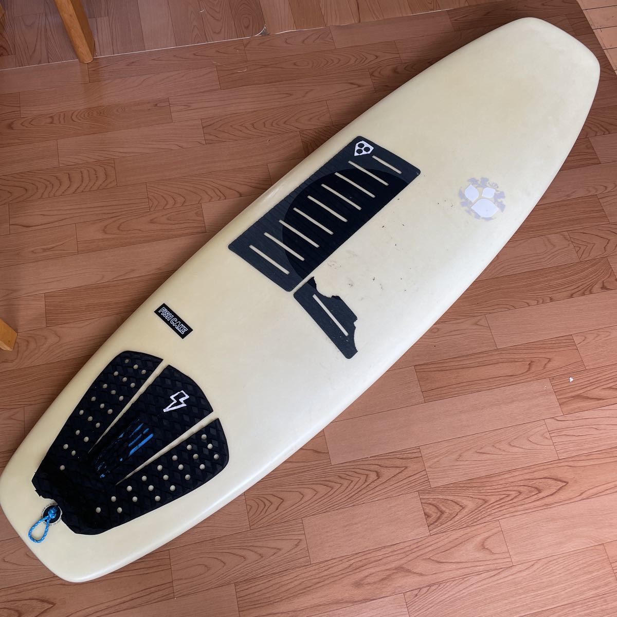 1円～★程度良好★サーフボード★ワイドショート★ThreeWeather★FISHCAKE★5.6f★5フィン
