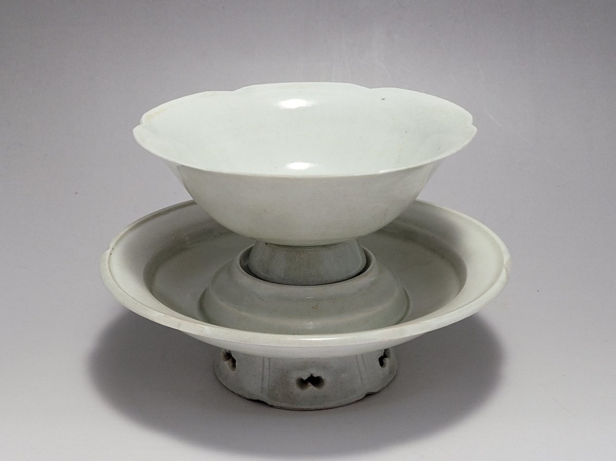新品ショップ 影青白磁 花型 茶碗 茶托 時代唐物 幅約13.2cm / 宋元