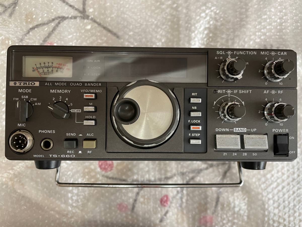 オールモード トランシーバー 無線機 TS-660 TRIO 送料全国一律800円] TRIO TS-660 HF～6m オールモード 4バンド