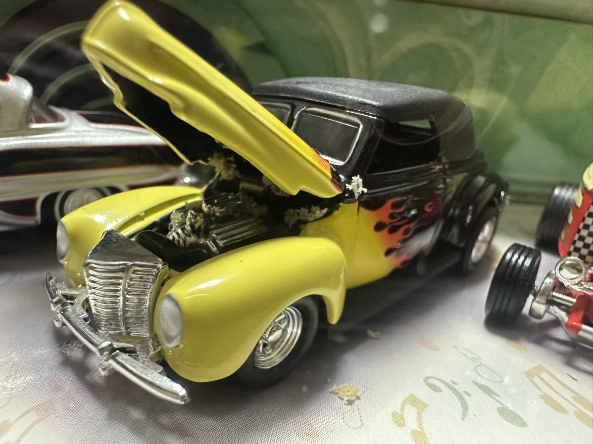 100%Hot Wheels 100%ホットホイール ROCK'N ROAD 57'CADILLAC ELDORADO