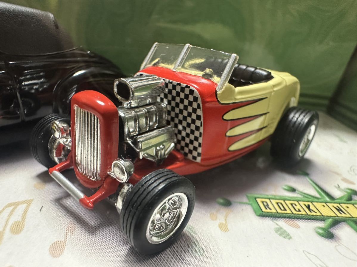 100%Hot Wheels 100%ホットホイール ROCK'N ROAD 57'CADILLAC ELDORADO
