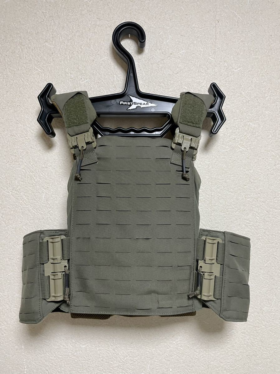 Strandhogg SPEAR FIRST プレートキャリア FirstSpear | SAPI first