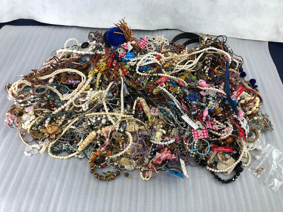 ☆ジャンク品☆アクセサリー まとめ 遺品整理品、ジャンクアクセサリー