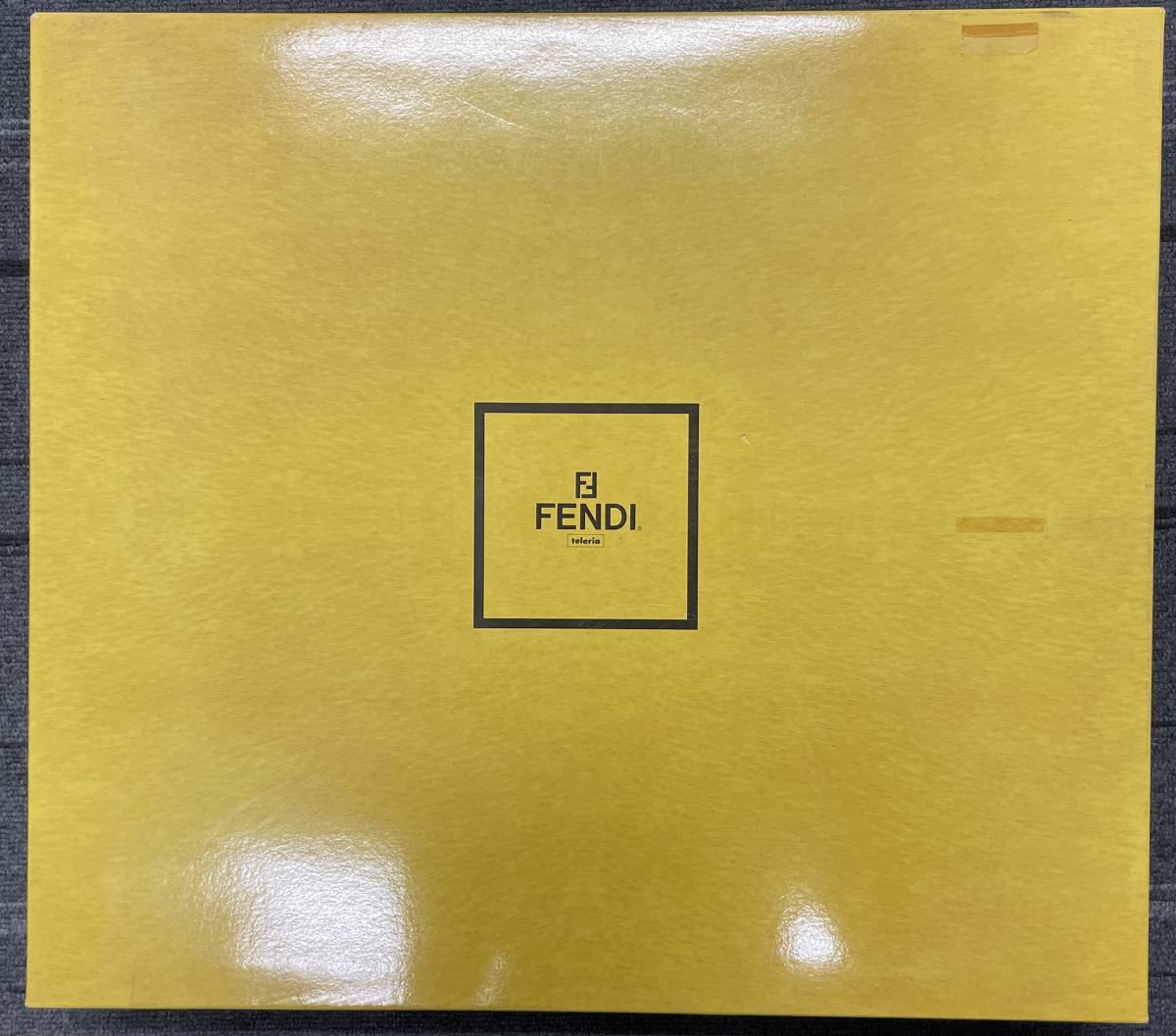 FENDI フェンディ タオルケット 未使用 ズッカ FF柄 箱あり その他