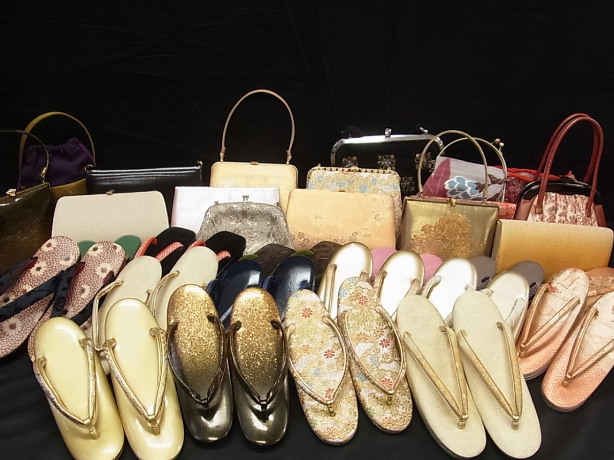 平和屋-こころ店■1円 和装小物 バッグ 16点 草履 16点 まとめて 32点 花柄 総ビーズ ビーズバッグ キンワシ印 佐賀錦 金銀糸 hi639