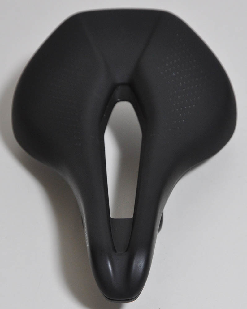 スペシャライズド サドル-saddle チタン線路 ブラック 143mm