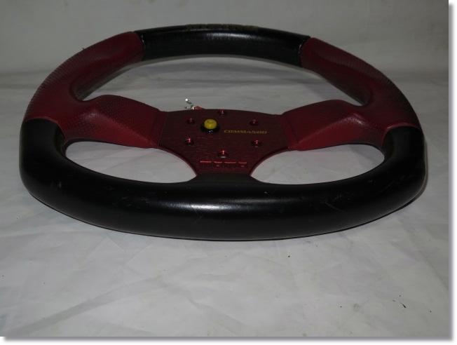 ◇◇MOMO COMMANDO モモ コマンド 34Φ ブラック＆レッド◇◇ COMMANDO