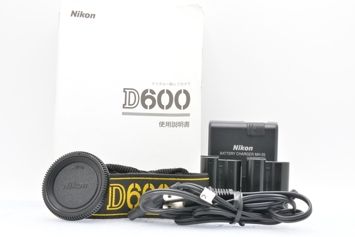 Nikon D600 ボディ ニコン デジタル一眼レフカメラ 説明書 ストラップ 