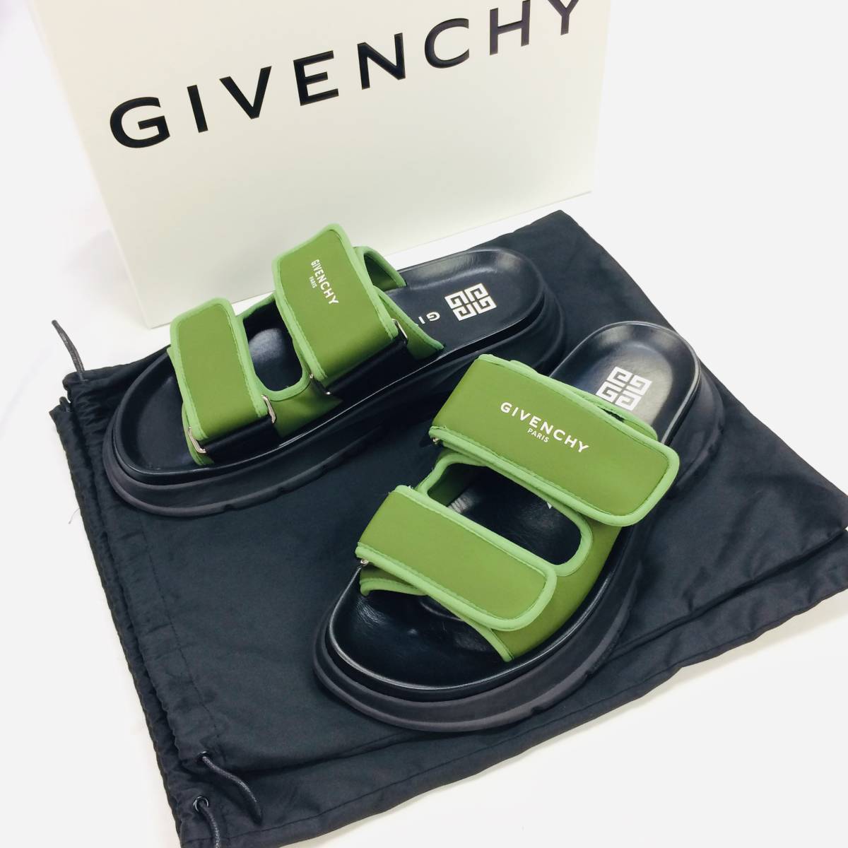 箱・付属品付き 美品 GIVENCHY PARIS/ジバンシィ サンダル 流行カラー カーキ 軽量EVAソール ロゴ入り ダットサンダル ベルクロサンダル 