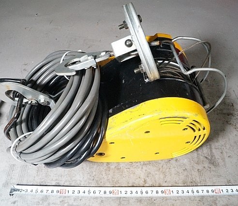 ◎ RYOBI リョービ 小型ウインチ 最大巻上荷重:60kg 100V ※ジャンク品 WI-61C RYOBI リョービ ウインチ 巻き上げ機 2026年最新Yahoo!オークション 100vの通販