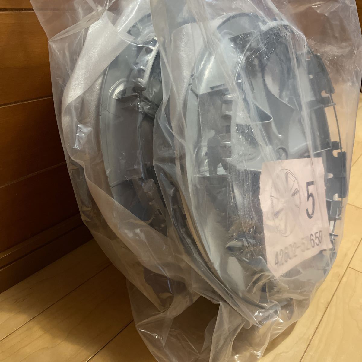 トヨタ純正 シエンタ 170 系 後期 15インチ ホイールキャップ 4枚 