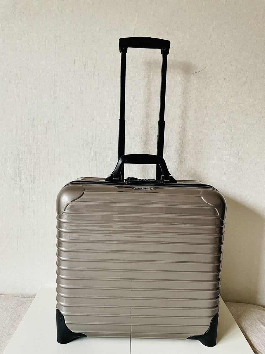 RIMOWA リモワ サルサ 2輪 機内持込 プロセッコ シャンパンゴールド