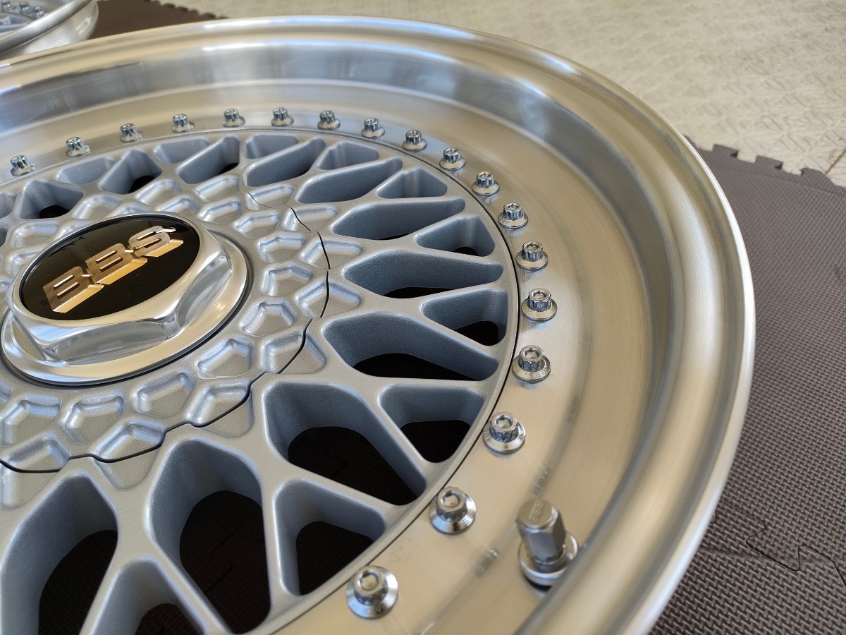 17inch BBS RS261 4本 9J×17H2ET20 pcd 5×114.3 ハブ径66mm NISSAN