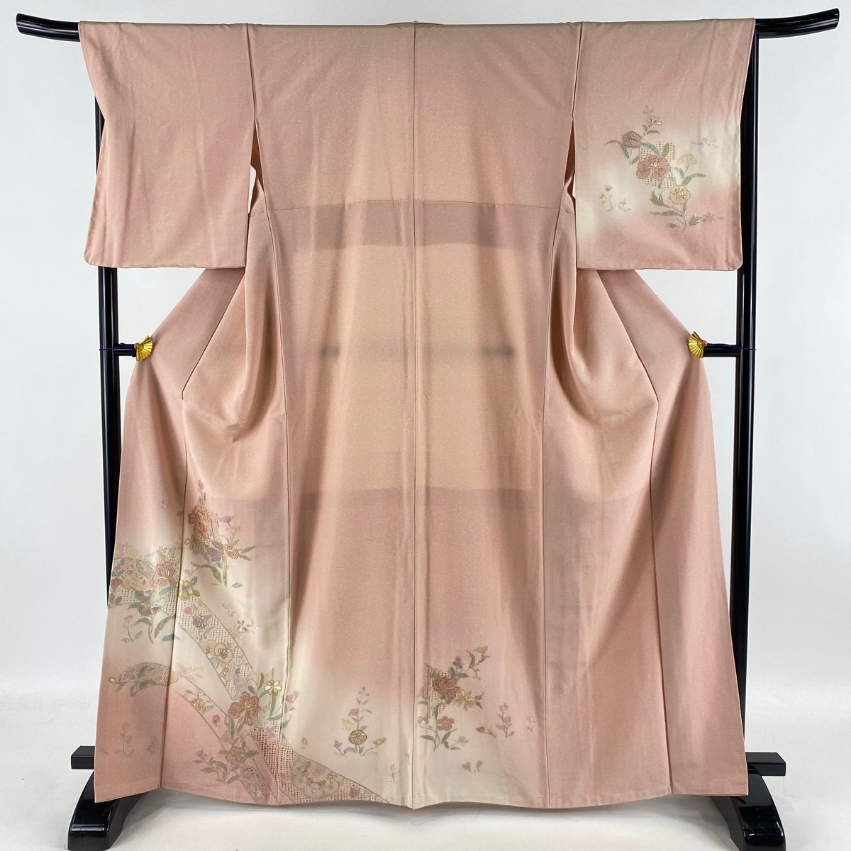 訪問着 身丈165cm 裄丈67cm M 袷 草花 熨斗 金糸 汕頭刺繍 薄ピンク 正絹 秀品 【中古】