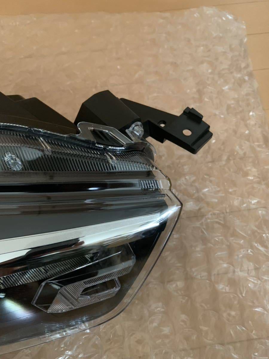 ライズ LED 純正 トヨタ ヘッドライト 右側 後期 右ヘッドライト 新車 