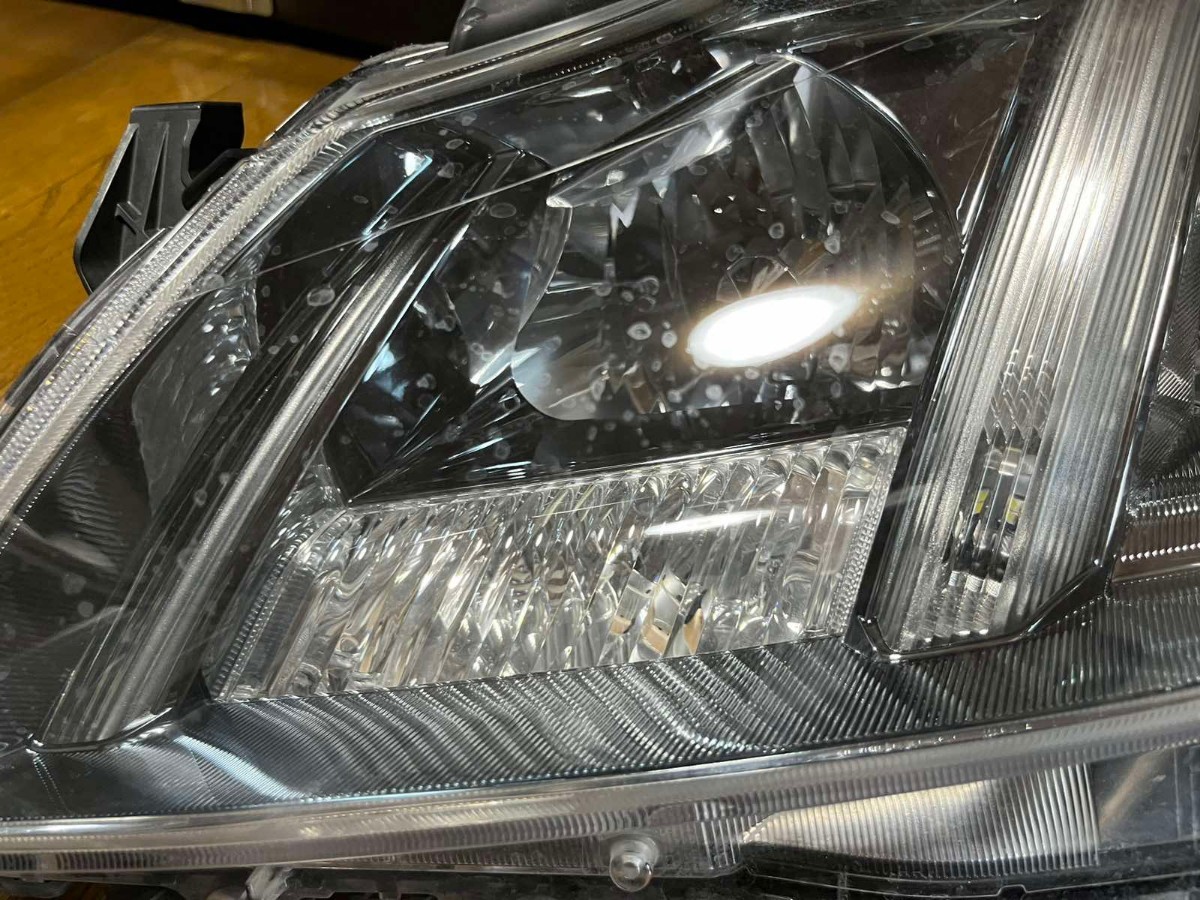 GRS200 GRS204 HID ヘッドライト HCHR 686 クラウン トヨタ 純正