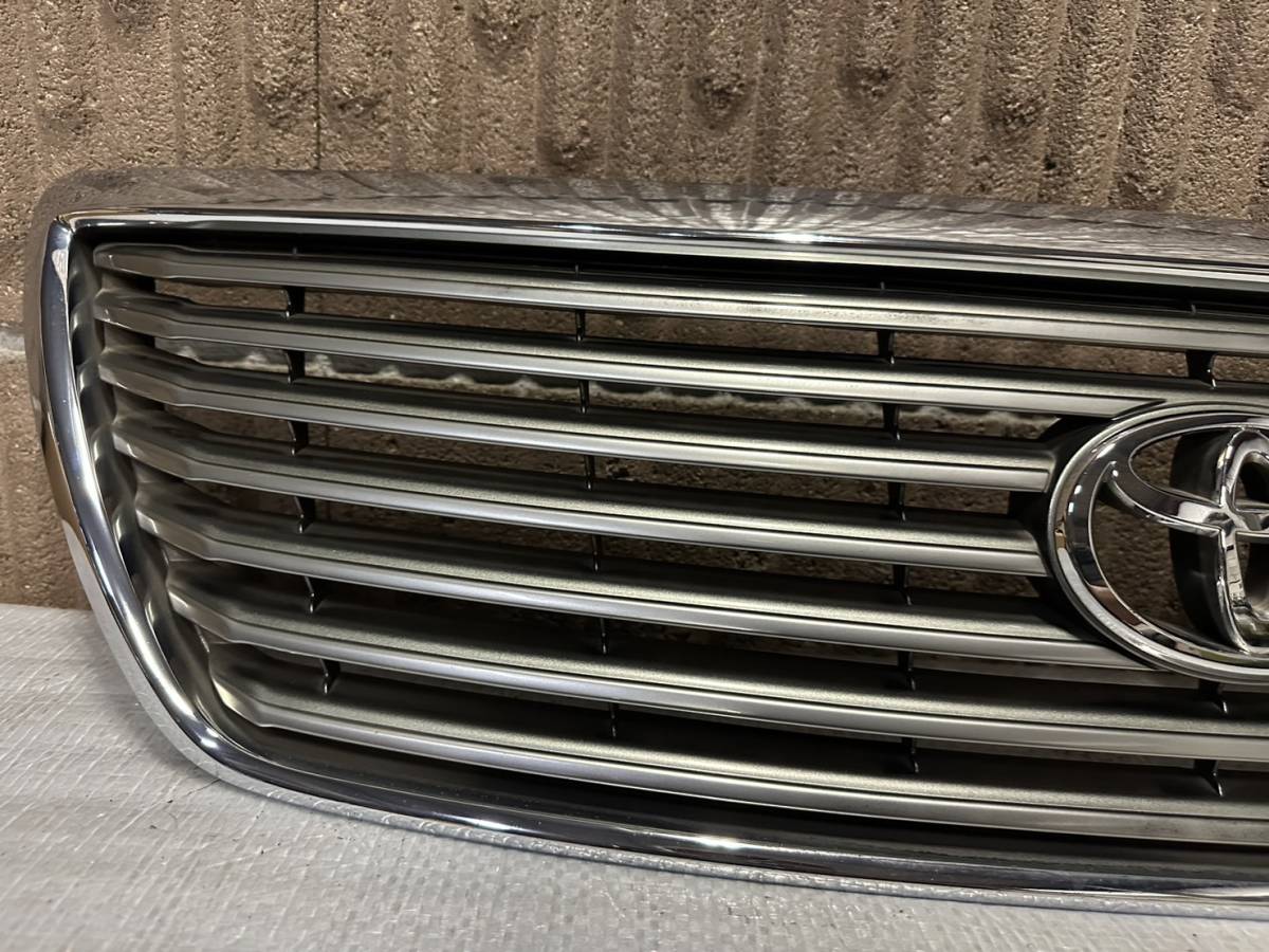 30セルシオ後期純正フロントグリル