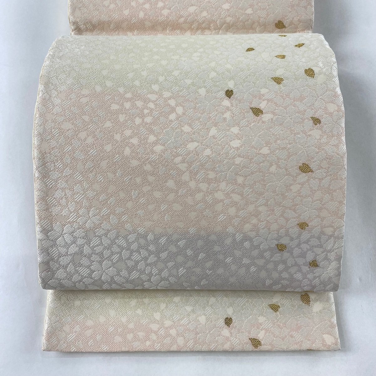 袋帯 美品 名品 桜 金糸 クリーム 全通 正絹 【中古】