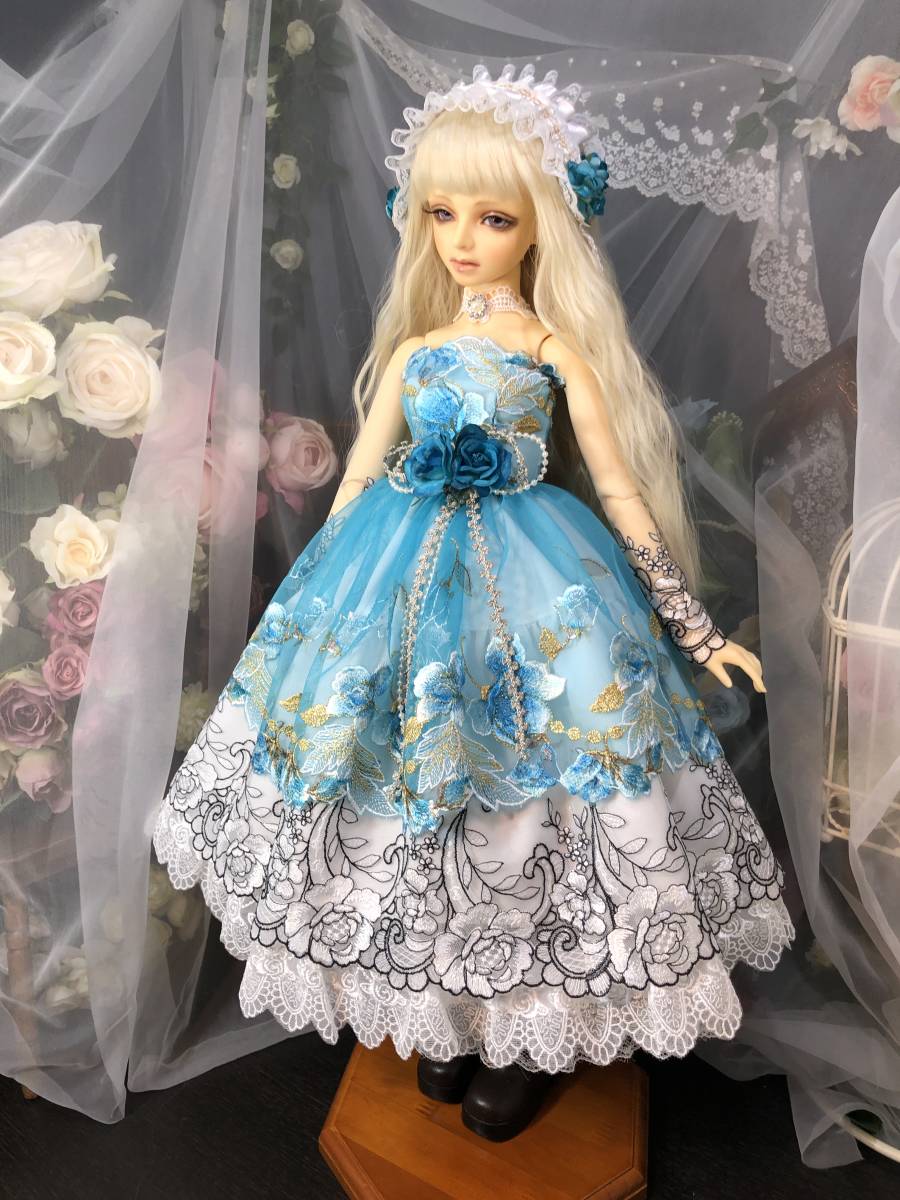 SD ＊手作り 13少女用 グレイ地のストライプ柄ドレス＊ ブルーのバラ