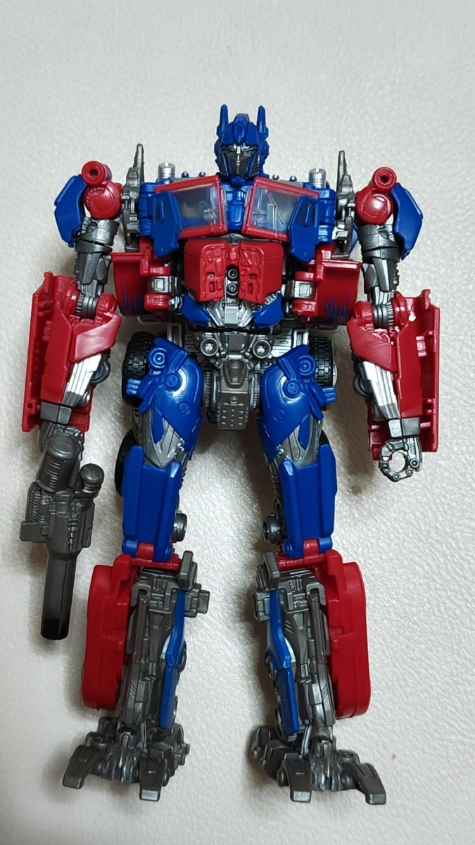 トランスフォーマー スタジオシリーズ オプティマスプライム SS-25