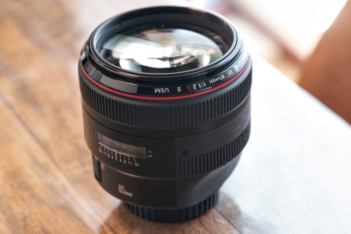 Canon 単焦点レンズ EF85mm F1.2L IS USM 新旧共存】ハロー、平成元年