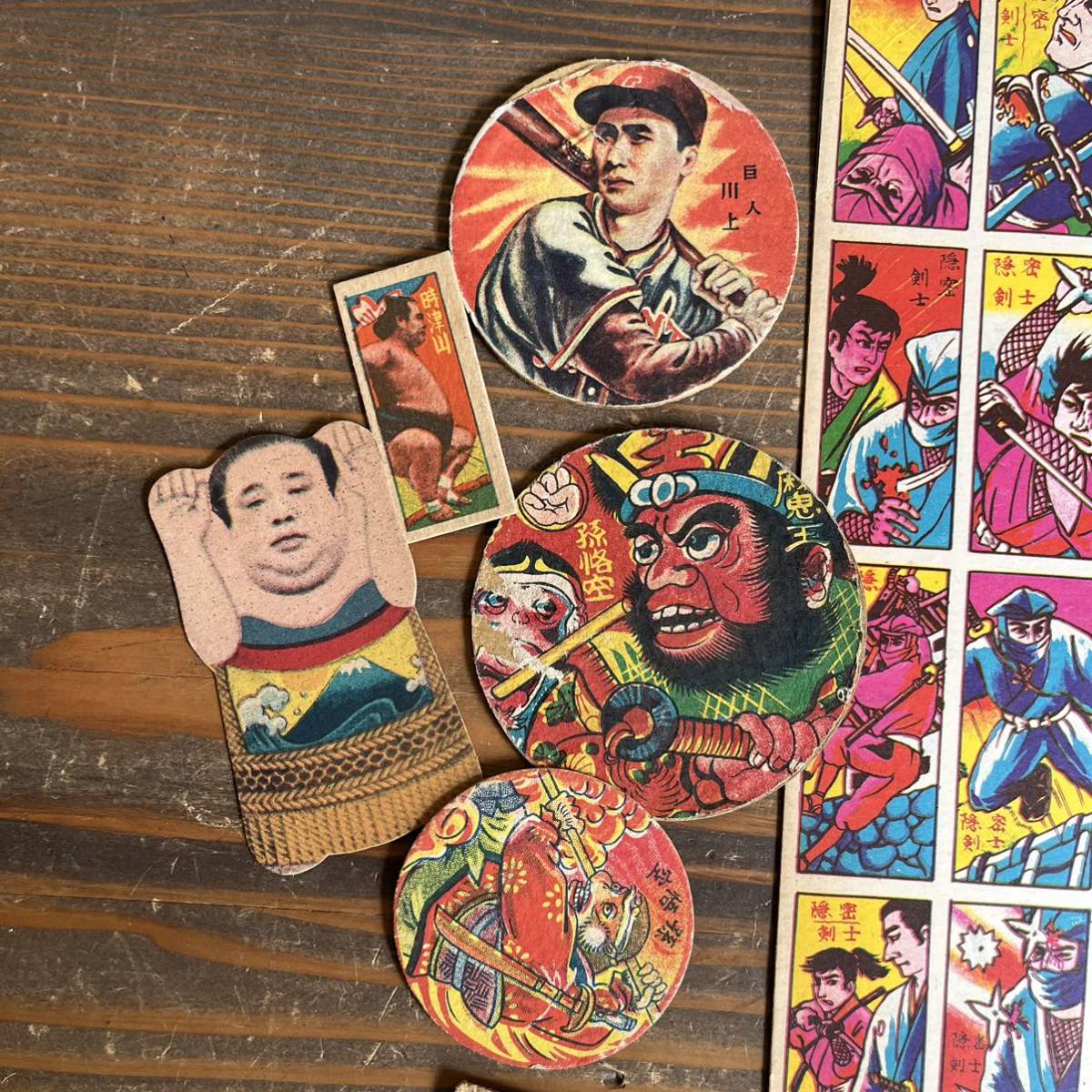 メンコ　角めんこ　昭和レトロ　タイガーマスク　勇者ダン　パーマン　黄金バット メンコ 角めんこ 昭和レトロ タイガーマスク 勇者ダン パーマン めんこ