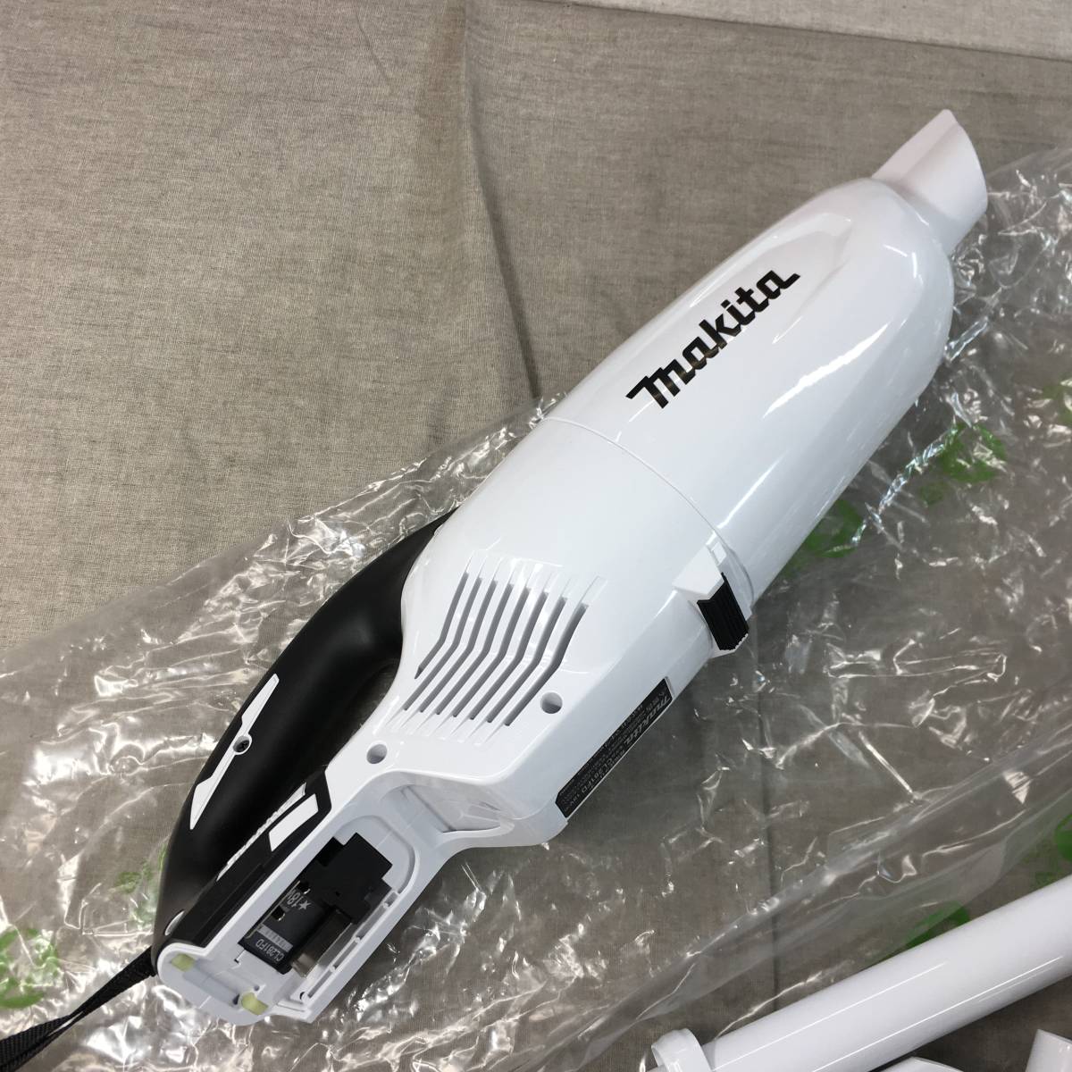 未使用品】マキタ 18V 充電式クリーナ カプセル式 掃除機
