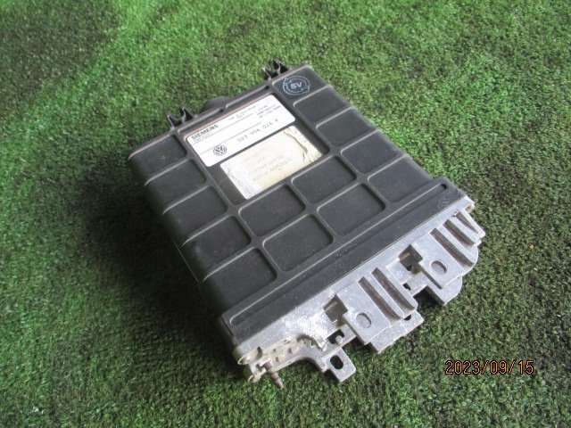 0178)70ACU ヴァナゴン T4 エンジンコンピューター 023 906 024 R 