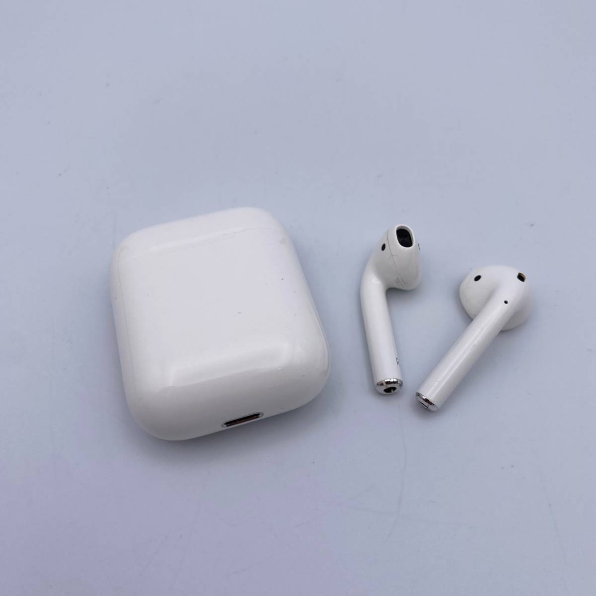 AirPods 第1世代 動作確認済み ワイヤレスイヤホン MMEF2J/A A1602 GWCCH42FLX2Y 現状品 apple アップル iPhone Macbook