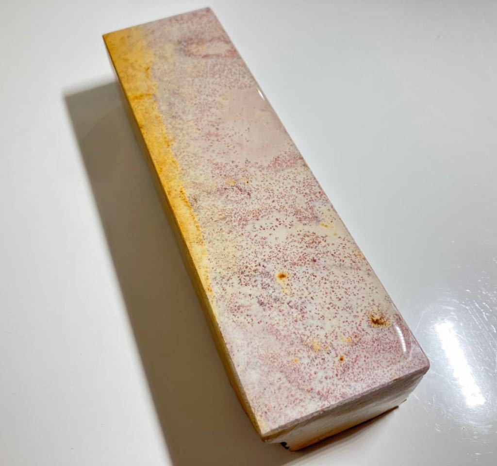 天然砥石 京都 大平 巣板 蓮華 特級品 1143g 仕上砥 鉋 鑿 大工道具 天然砥石 京都 大平 巣板 蓮華 特級品 1143g 仕上砥 鉋 鑿 大工道具