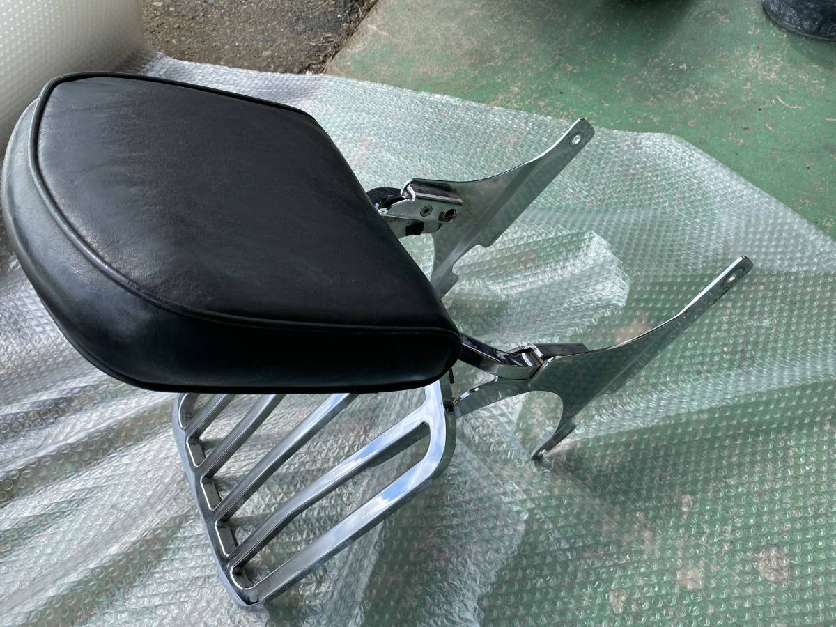 ハーレー純正　バックレスト　キャリア　シーシーバーラゲッジラッグ　背もたれ　EVO ソフテイル　FL FX FLSTC FLSTF