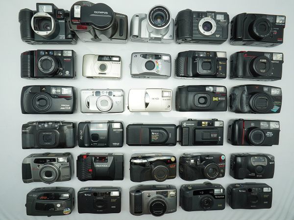 konica カメラ2点セット 【ジャンク品】 ☆フイルムカメラなど☆MIRAX/SAMSUNG/GOKO/KONICA/FUJIFILM/KONICA