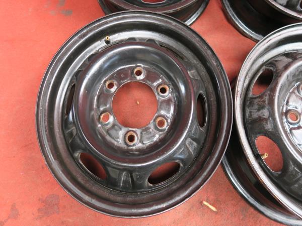 H573】 スチール ホイール 4本 日産純正 15×5.5J 6穴 PCD1139.7