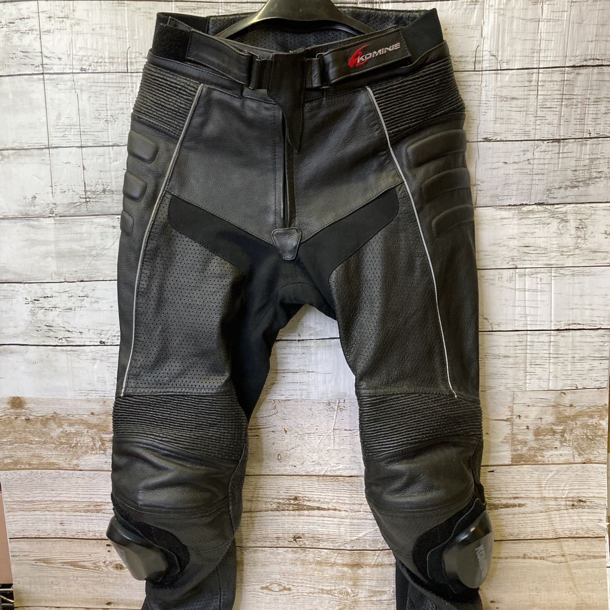 L813 KOMINE レザーパンツ パンチングレザー 牛革 黒 サイズL | レザー