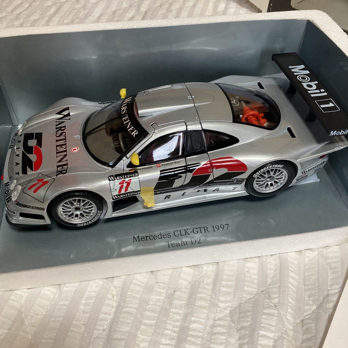 大人気，2026 Maisto Mercedes CLK-GTR 1997 Team D2 1:18