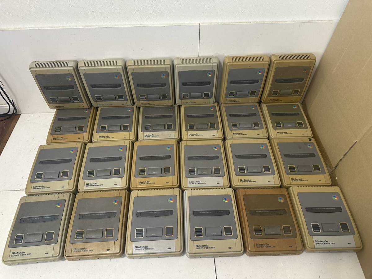 【任天堂 スーパーファミコン 本体 大量まとめ 24台セット SFC 本体のみ コントローラー アダプタ ケーブル 箱説 欠】 動作未確認 ジャンク