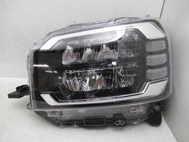 即決有】 ダイハツ タフト LA900S LA910S 純正 左 ヘッドライト LED