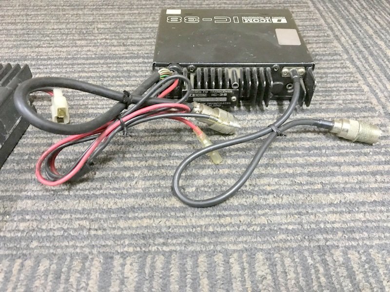 通電動作未確認 ICOM IC-38 IC-2350J トランシーバー 2個セット 無線機