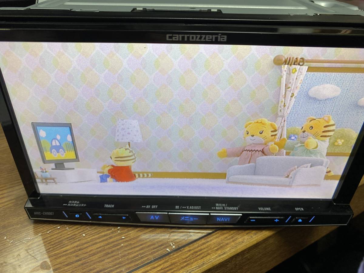 カロッツェリア サイバーナビ AVIC-ZH0007 SSD 最新2023年更新地図 