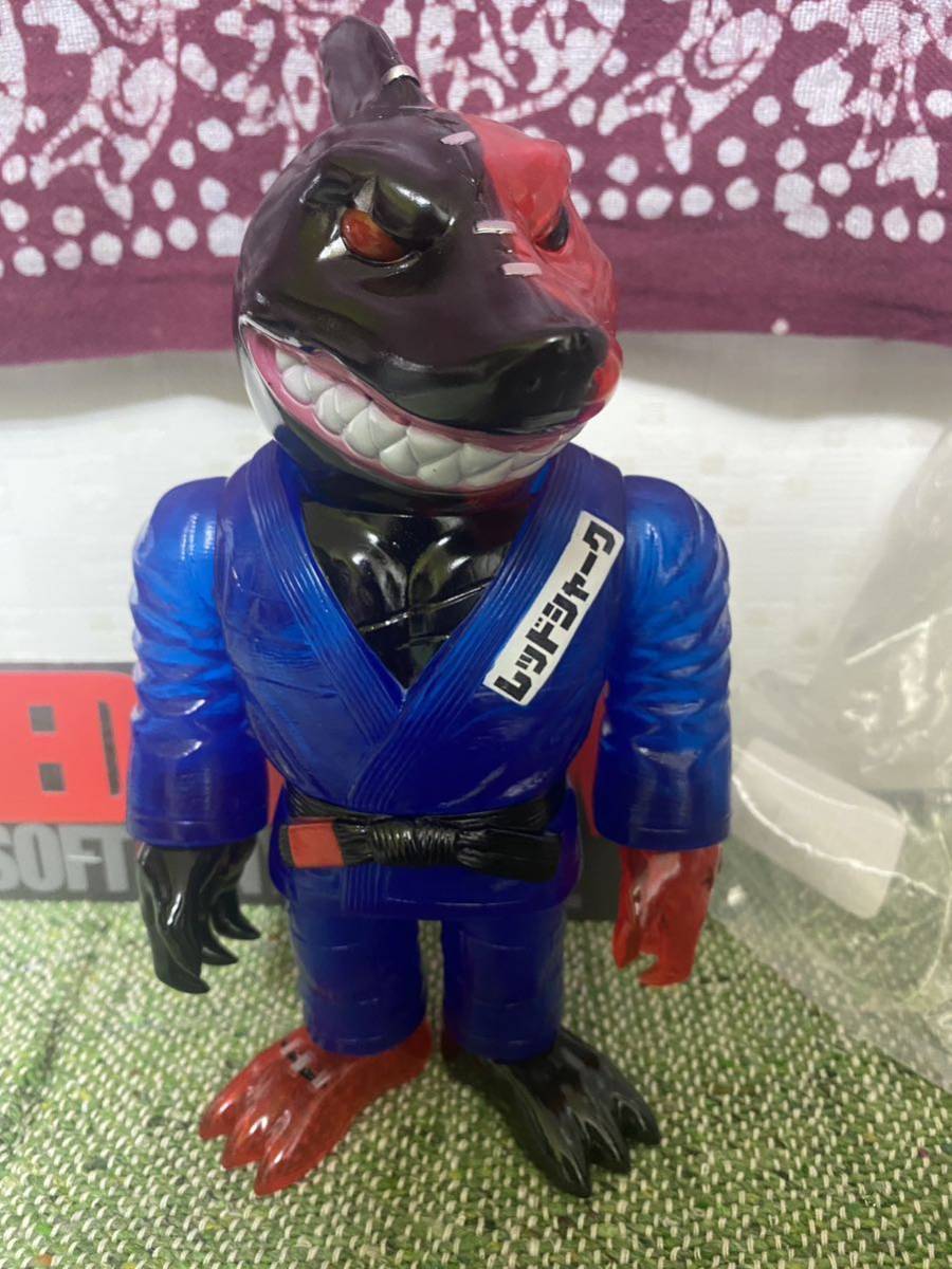 レッドシャーク　RED SHARK ソフビ スカーシャーク　ブルークリア　墓場の画廊