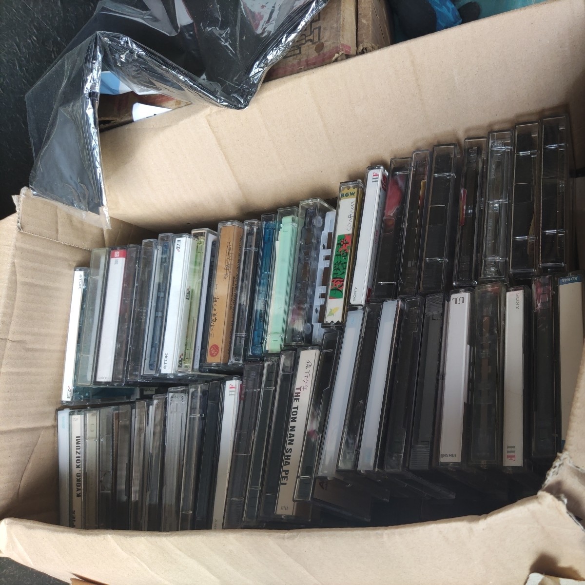 カセットテープ まとめ売り　中古品　maxell TDK SCOTCH DENON 100本　動作未確認　ハイポジション　ノーマルポジション　メタルテープ　