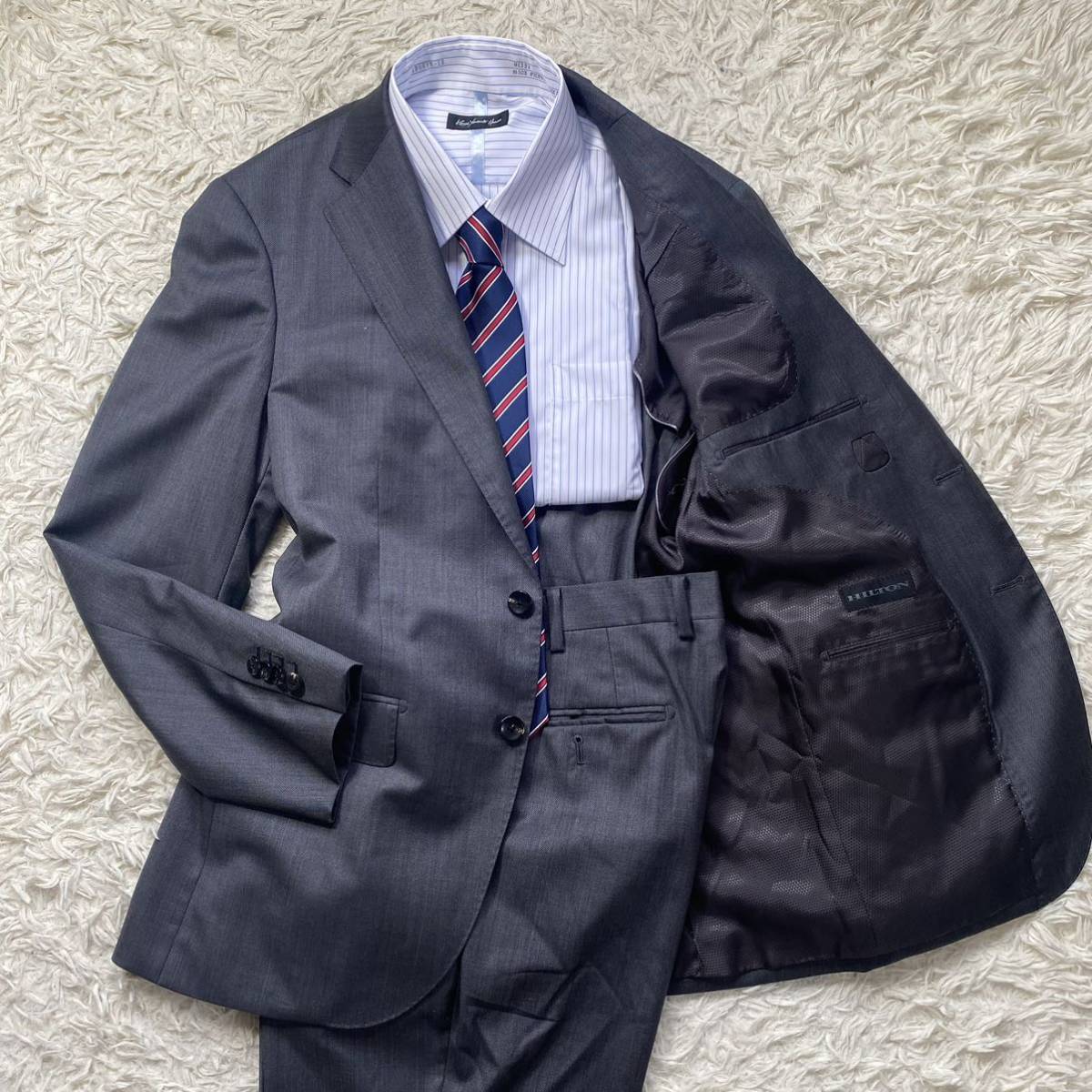 極美品 ヒルトン 【紳士の休日】HILTON スーツ セットアップ